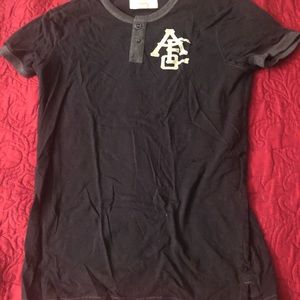 Short sleeve T-shirt